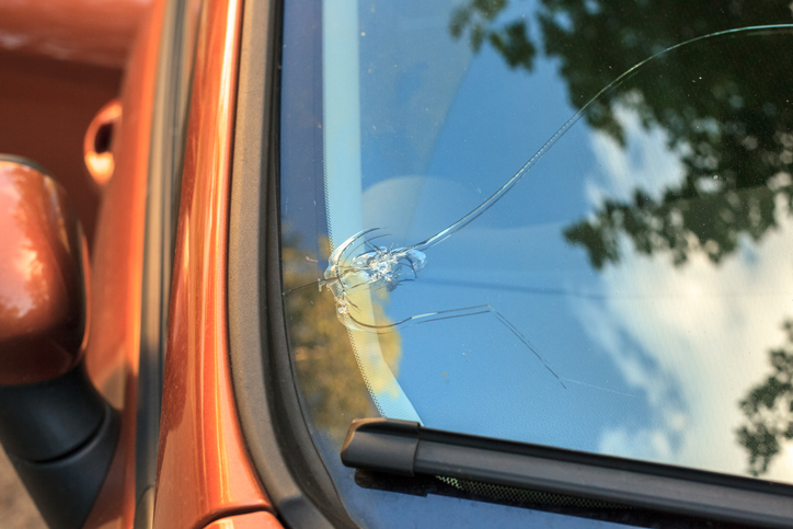How Long You Can Drive with a Cracked Windshield